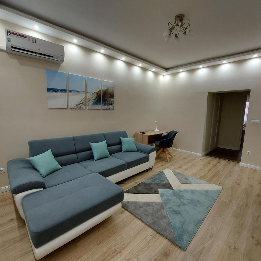 Ancsi Apartmant Кечкемет Екстер'єр фото